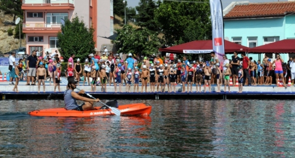 13. Eğirdir Triatlonu başladı