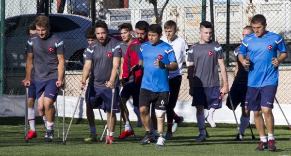 Ampute Millilerde turnuva heyecanı