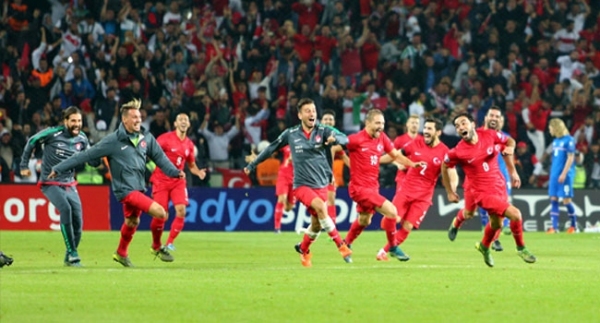"Türkiye özenilecek bir iş yaptı"