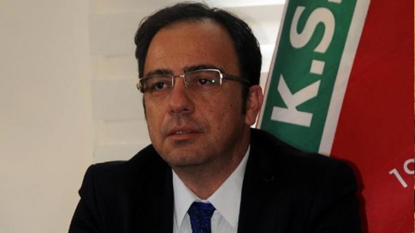 Karşıyaka'da Mutlu Altuğ başkanlığa aday!