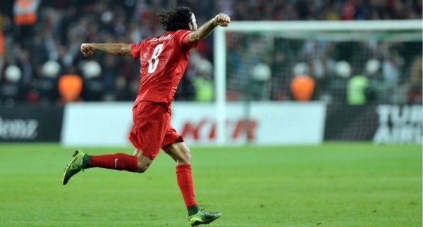 UEFA'da yılın golü Selçuk İnan'dan
