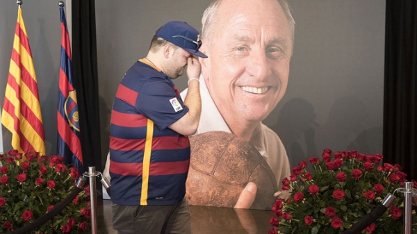 Camp Nou'da Cruyff'a saygı töreni!
