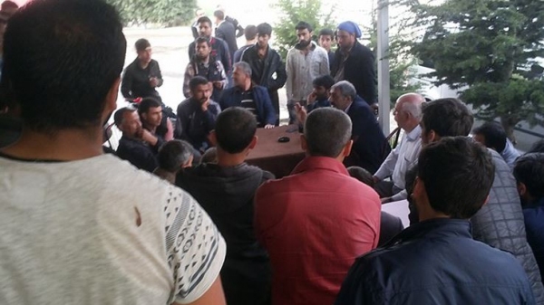 At yarışlarında şok protesto