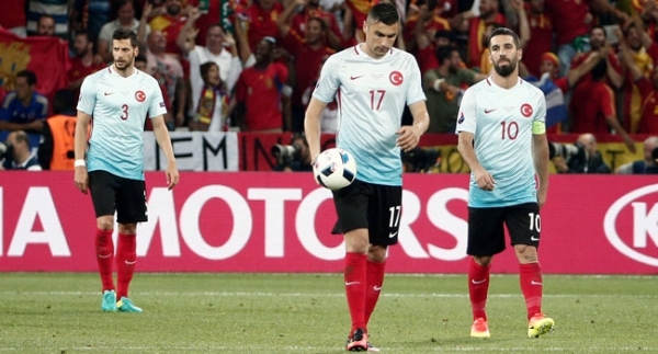 Türkiye, EURO 2016'ya veda etti