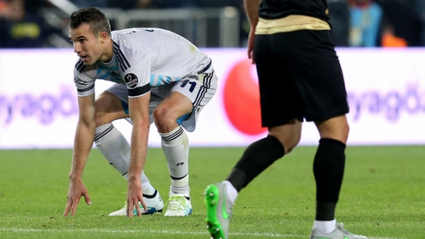 Van Persie, Twitter'da ortalığı karıştırdı!