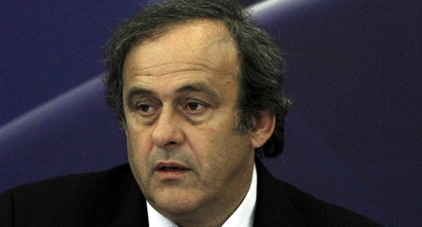FIFA'dan Platini'ye izin çıktı