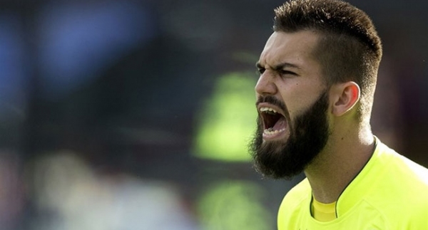 Sparta Praglı Koubek kadınlardan özür diledi