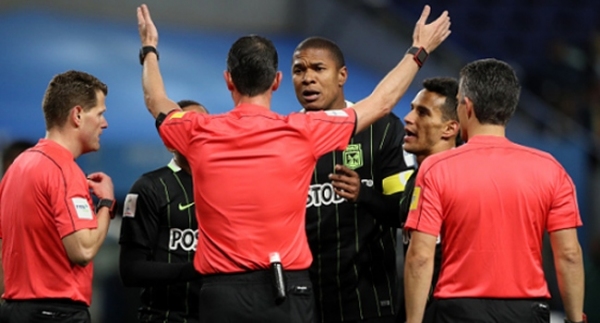 Hakemin verdiği karar tarihe geçti