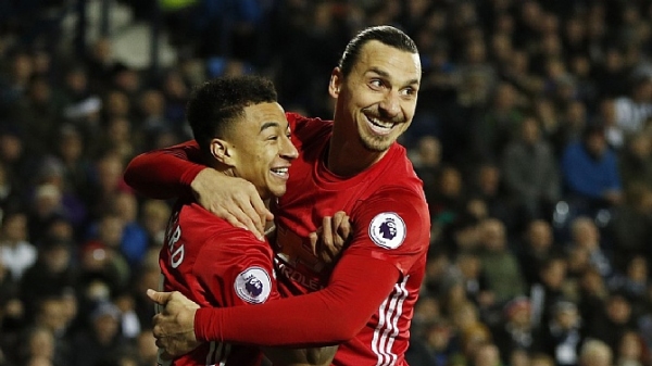 Manchester United, Ibrahimovic ile güldü