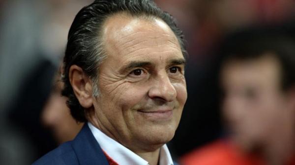 Prandelli, Valencia'da da tutunamadı!