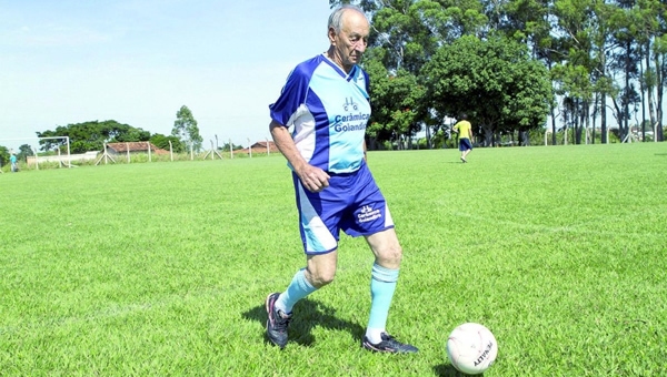 UEFA'dan bile yaşlı futbolcu: Tércio Mariano de Rezende