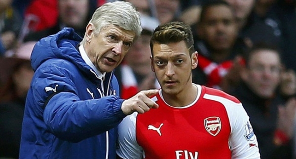 Wenger'in Sanchez ve Mesut endişesi