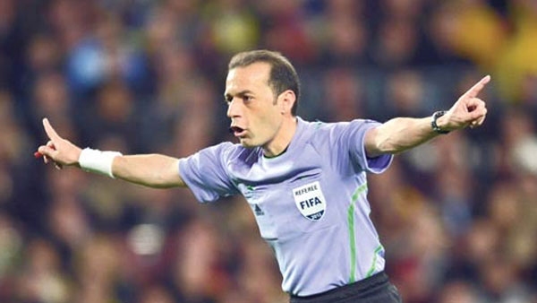 3 hakemimiz UEFA'dan davet aldı