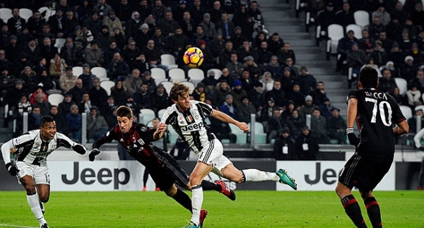 Dev kapışmada 3 gol, 1 kırmızı