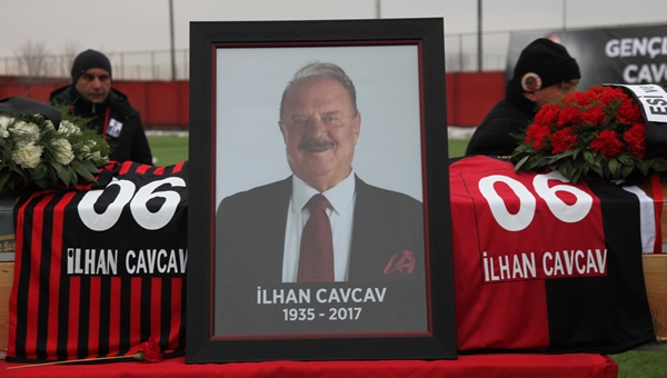 İlhan Cavcav son yolculuğuna uğurlandı