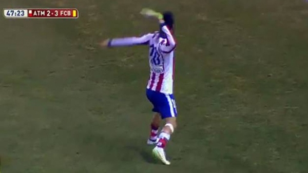 Arda Turan'dan bir krampon vakası daha!