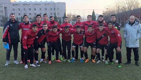 Gençlerbirliği'nin U17'si zirvede