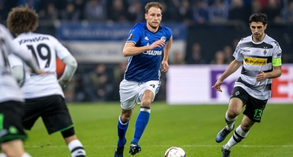 Alman kapışmasında avantaj Mönchengladbach'ın