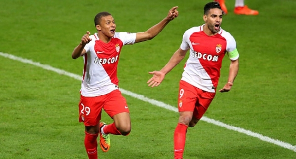 Monaco'yu tutabilene aşk olsun!