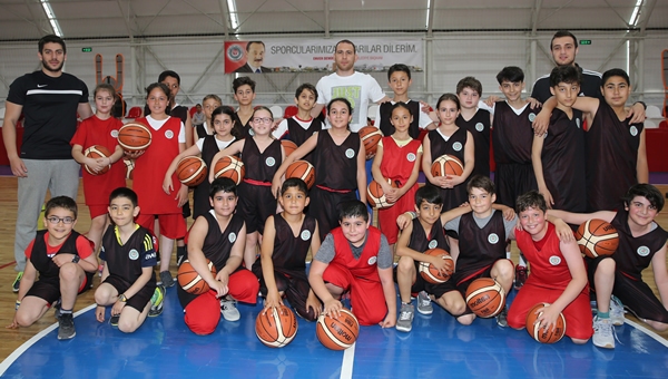 Etimesgut Belediyespor, basketbol takımını kurdu
