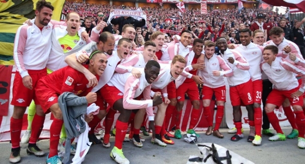 RB Leipzig'den büyük başarı