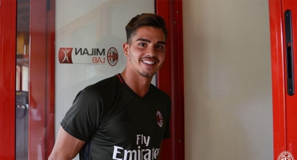 Andre Silva Milan'da
