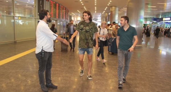Enes Ünal gözaltına alındı