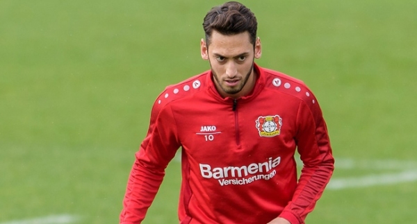 Hakan Çalhanoğlu'na İtalyan talip