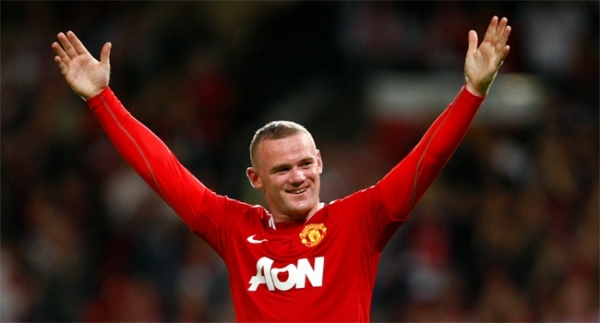 Manchester United'dan Rooney geçti