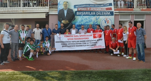 Özel sporcular, 15 Temmuz şehitlerini unutmadı