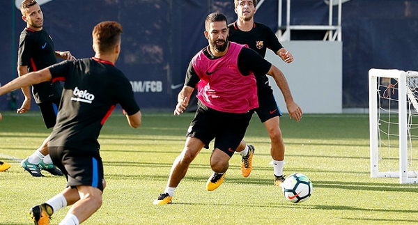 Arda Turan'dan kötü haber