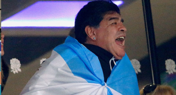 Maradona'ya beraat
