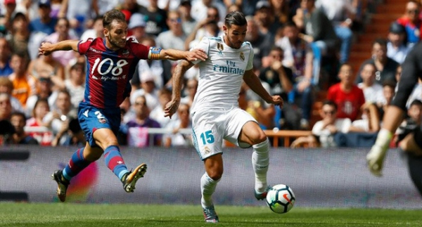 Real Madrid yine puan kaybetti