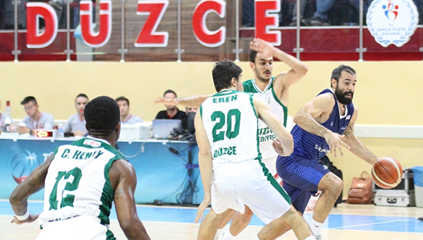 Türk Telekom, Düzce'den galibiyetle döndü
