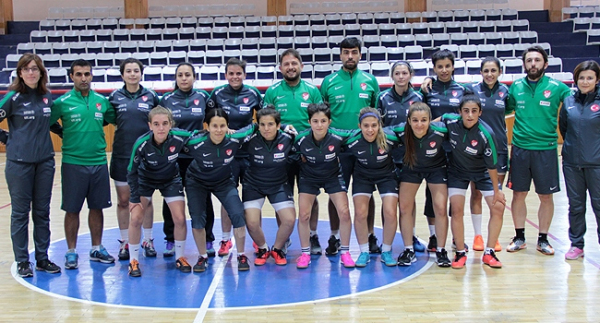 Futsalcılar seslerini Avrupa'da duyurmak istiyor