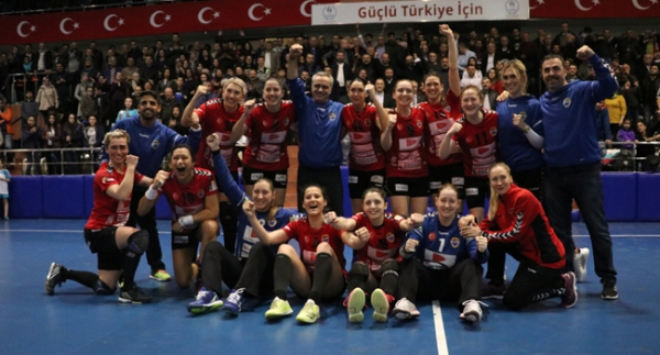 Kastamonu Belediyespor yarı finalde