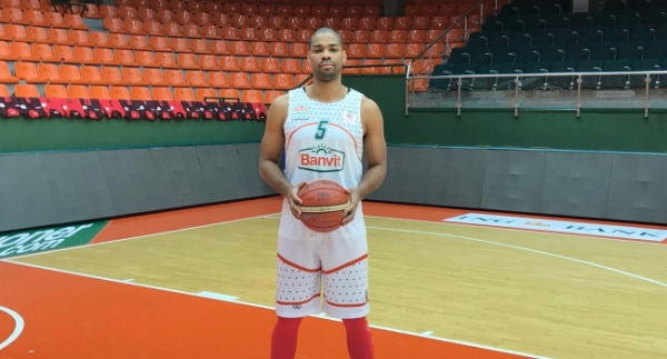 Banvit, ABD'li oyuncu Gary Neal ile anlaştı