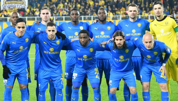 Ankaragücü, eski futbolcusu ile yeniden anlaştı...