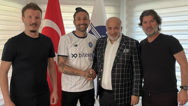 Adana Demirspor Lucas Castro transferini açıkladı