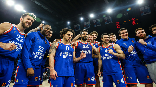 Son Şampiyon Anadolu Efes EuroLeague'de sezonu İspanya’da açacak