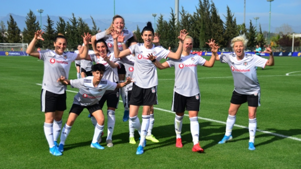 Beşiktaş Kadın Futbol Takımı, St. Pölten ile karşılaşacak