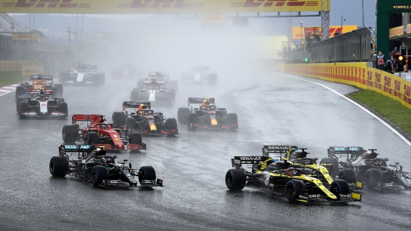 Formula 1 Japonya Grand Prix’e koronavirüs engeli
