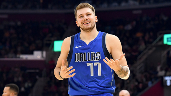 Luka Doncic'ten tarihi imza